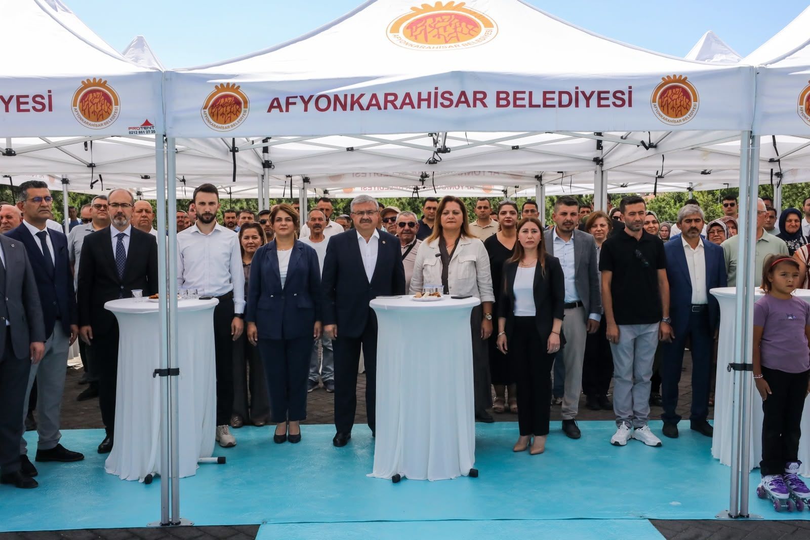 Burcu Köksal Afyonkarahisar Millet Bahçesi Kafeterya Açılışı (1)