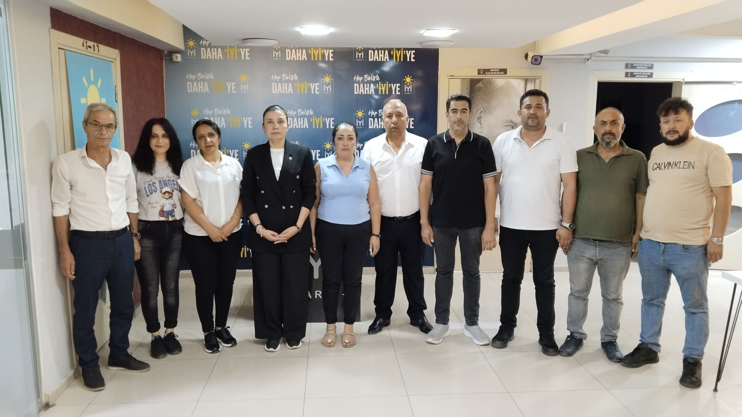Iyi Parti Ayşegül Obalı (1)