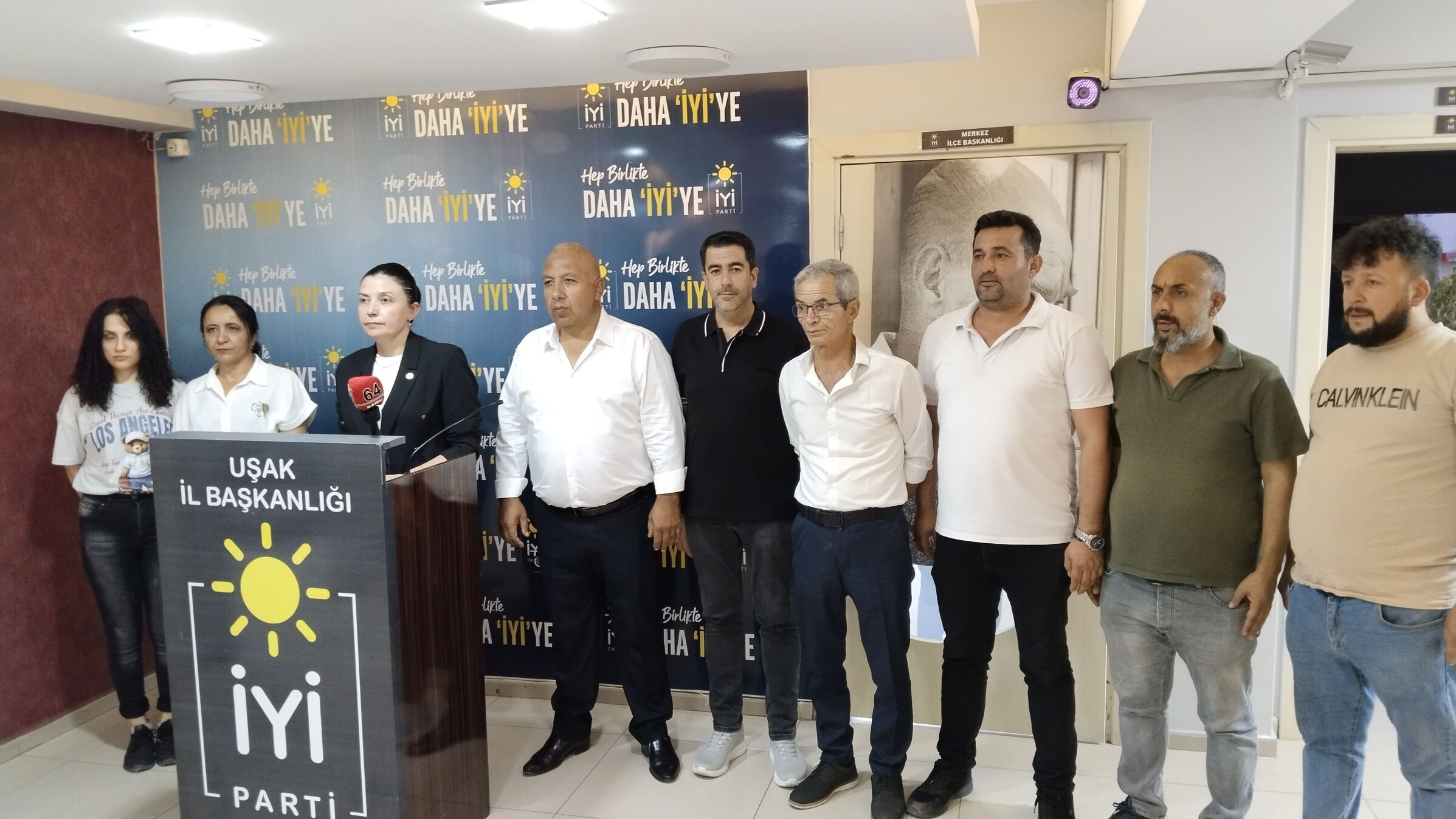 Iyi Parti Ayşegül Obalı (4)