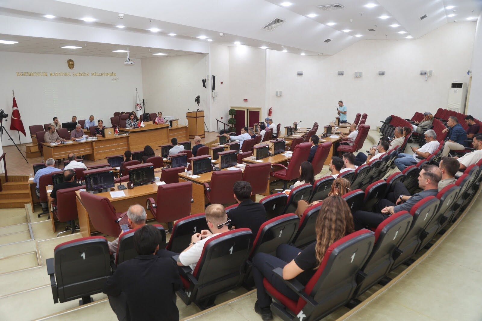 Uşak Belediye Meclisi (1)-2