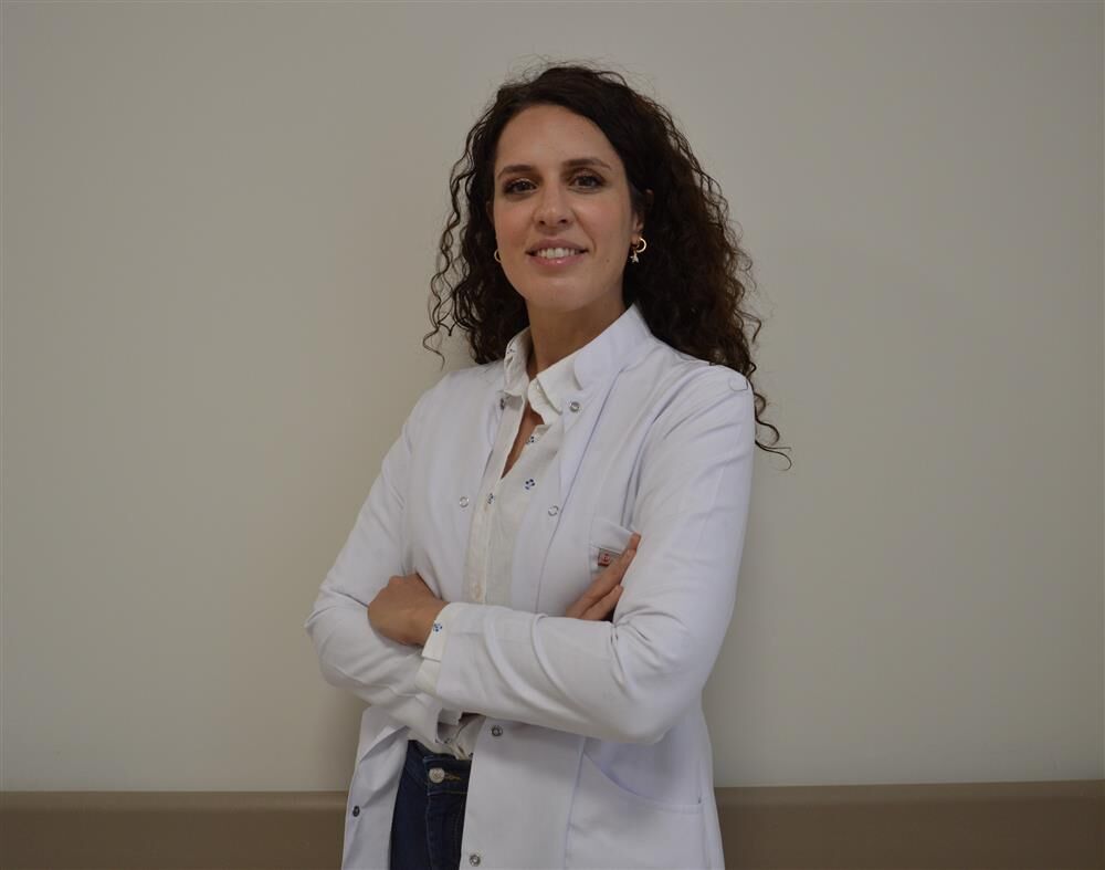 Uzm Dr Ayse Ceren Duymus2Jpg