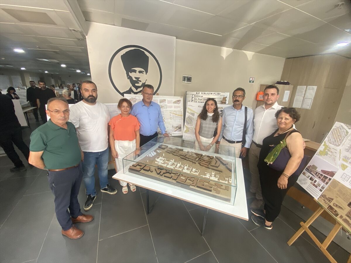 Alaşehir'in dönüşümü için yapılan yarışmada dereceye girenlere para ödülü