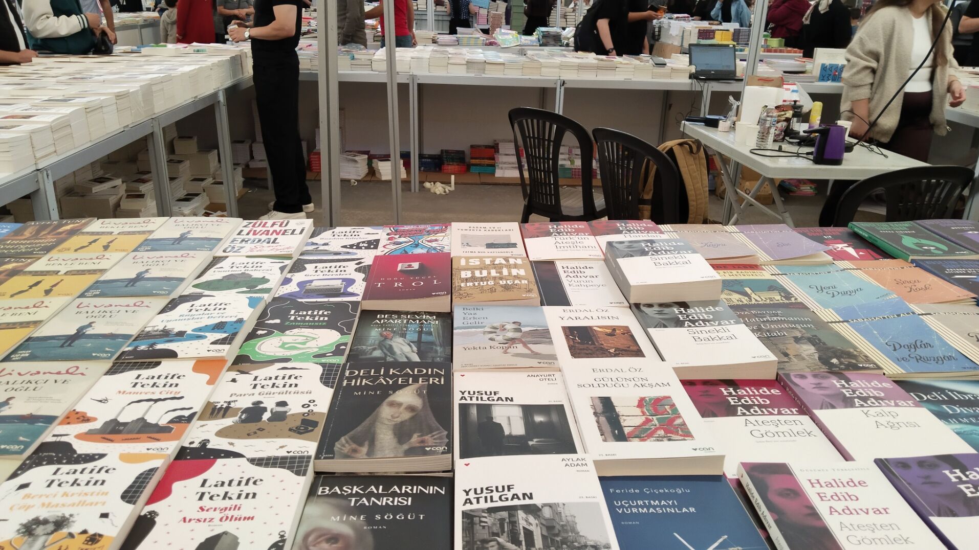 Uşak 2'inci Kitap Fuarı dün başladı!
