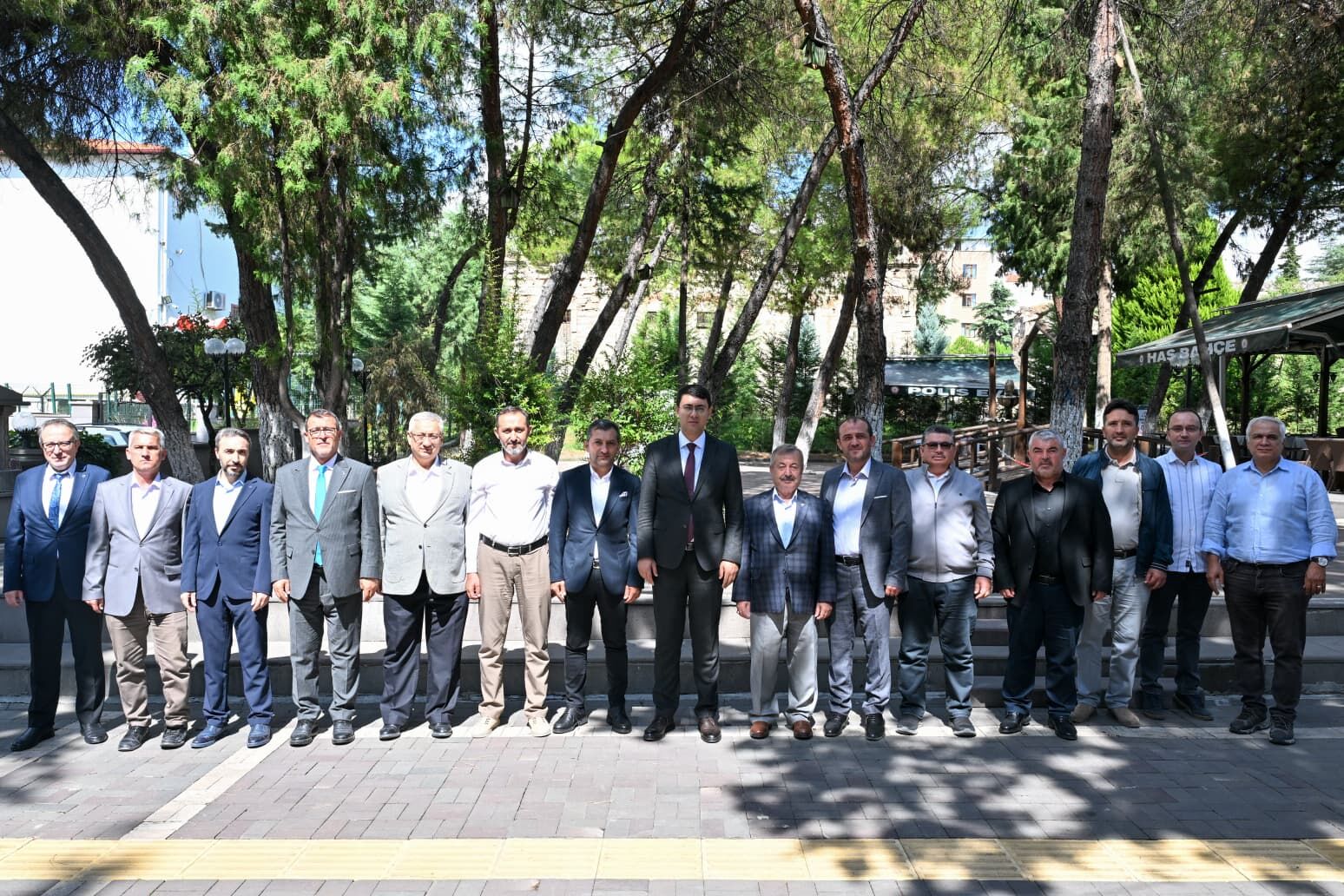 Uşak Millet Camii Yaptırma Derneği Başkanı ve yönetimiyle buluştu