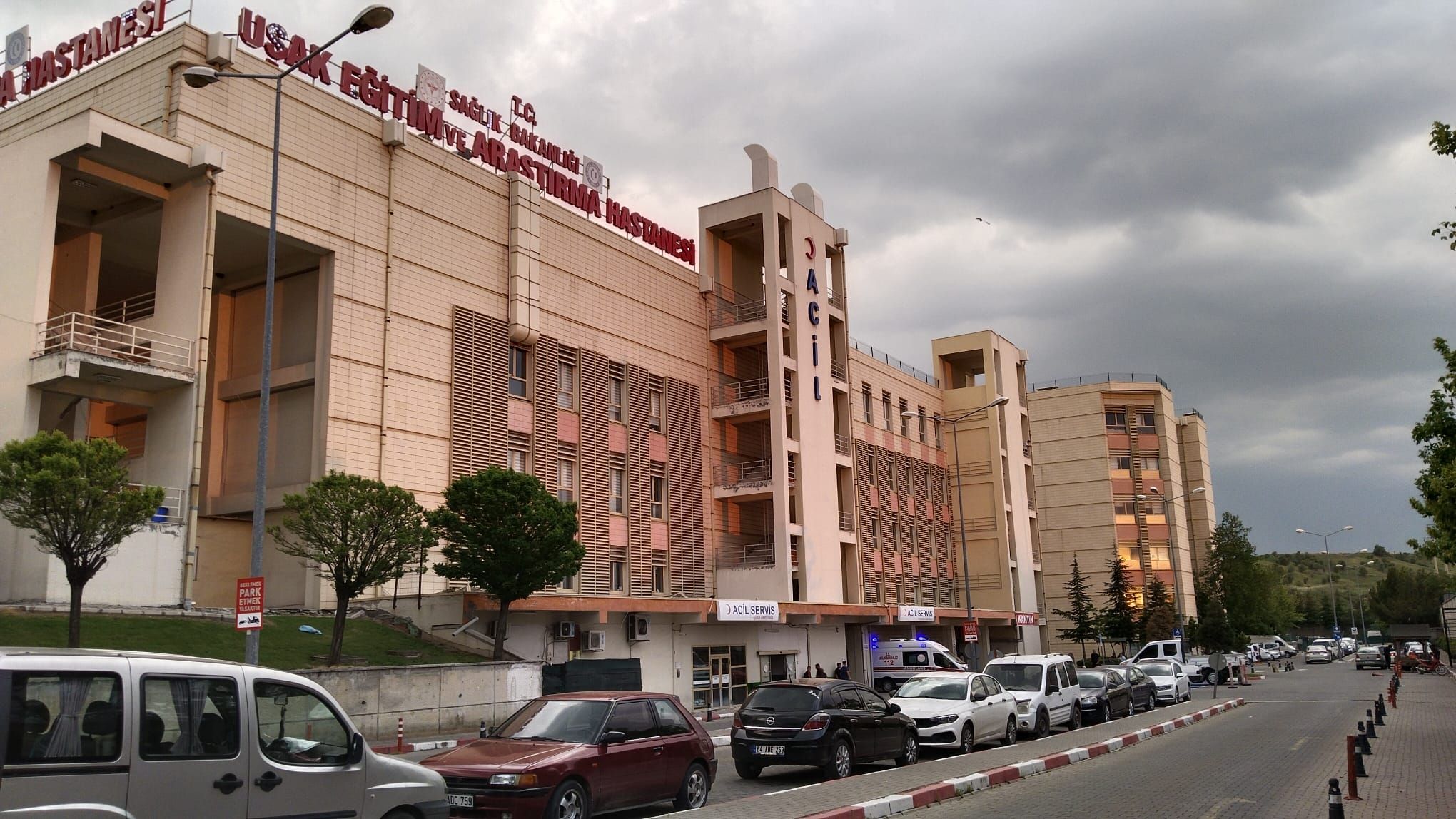 Uşak, Banaz, Eşme ve Karahallı'ya 13 yeni uzman hekim daha geliyor