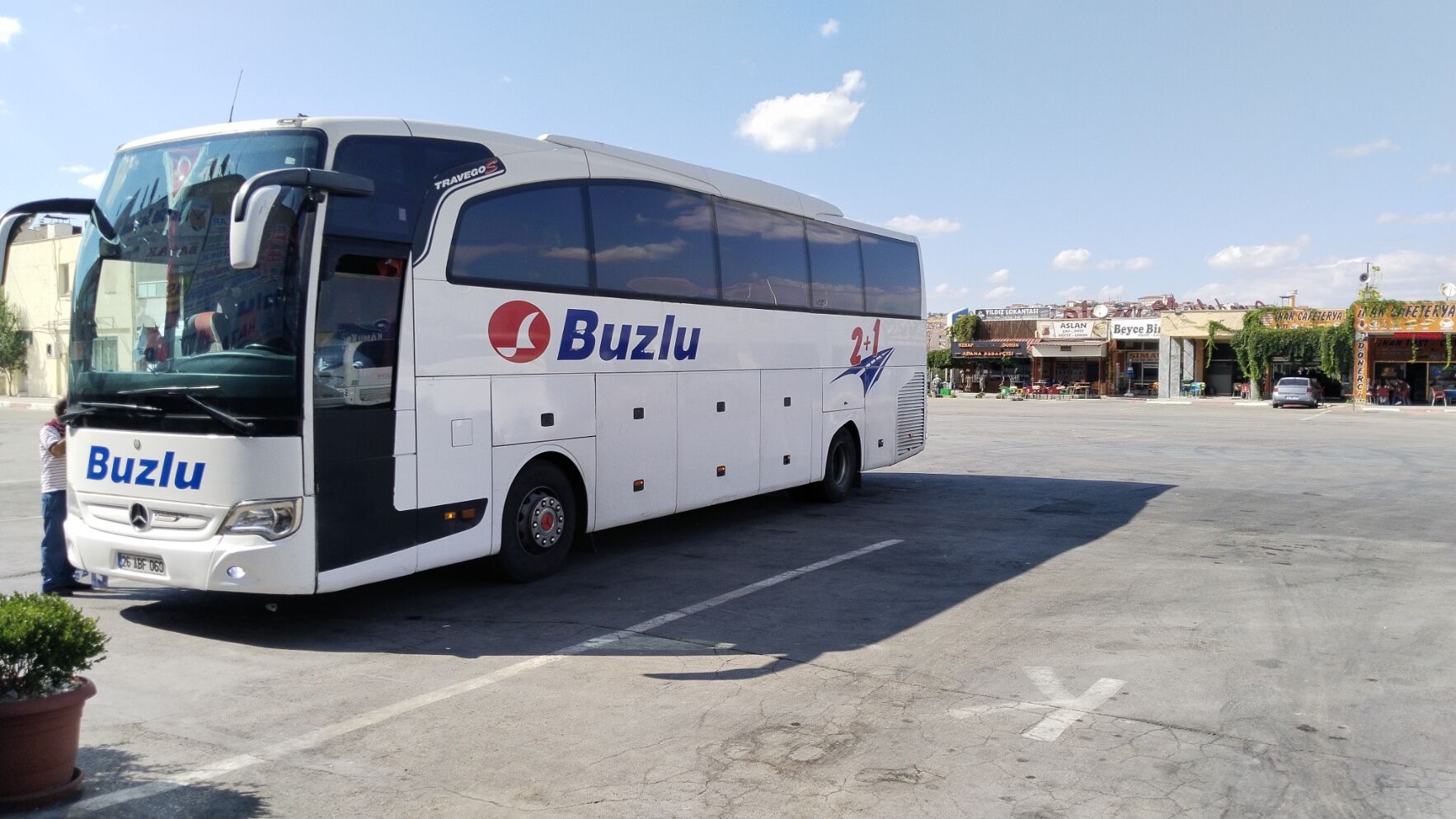 Uşak Otogar Otobüs Bilet Fiyat Anadolu Ulaşım Buzlu Turizm (6)